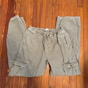 Zara Women’s Tan Cargo Pants